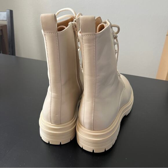 NWT Tony Bianco Lug Sole Lace Up Boots Cream - Picture 10 of 12
